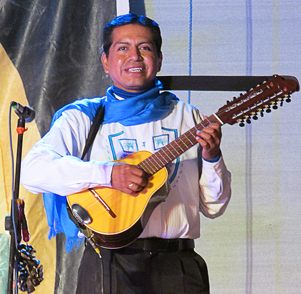 Edison Guaita en vivo